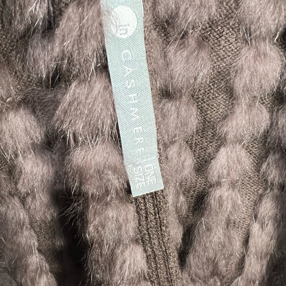 InCashmere Cashmere & Rabbit Fur Knit Shawl/Poncho One Size - Picture 6 of 8
